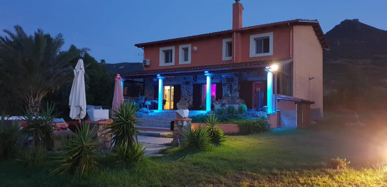 Orange Ville Villamassargia Exterior photo