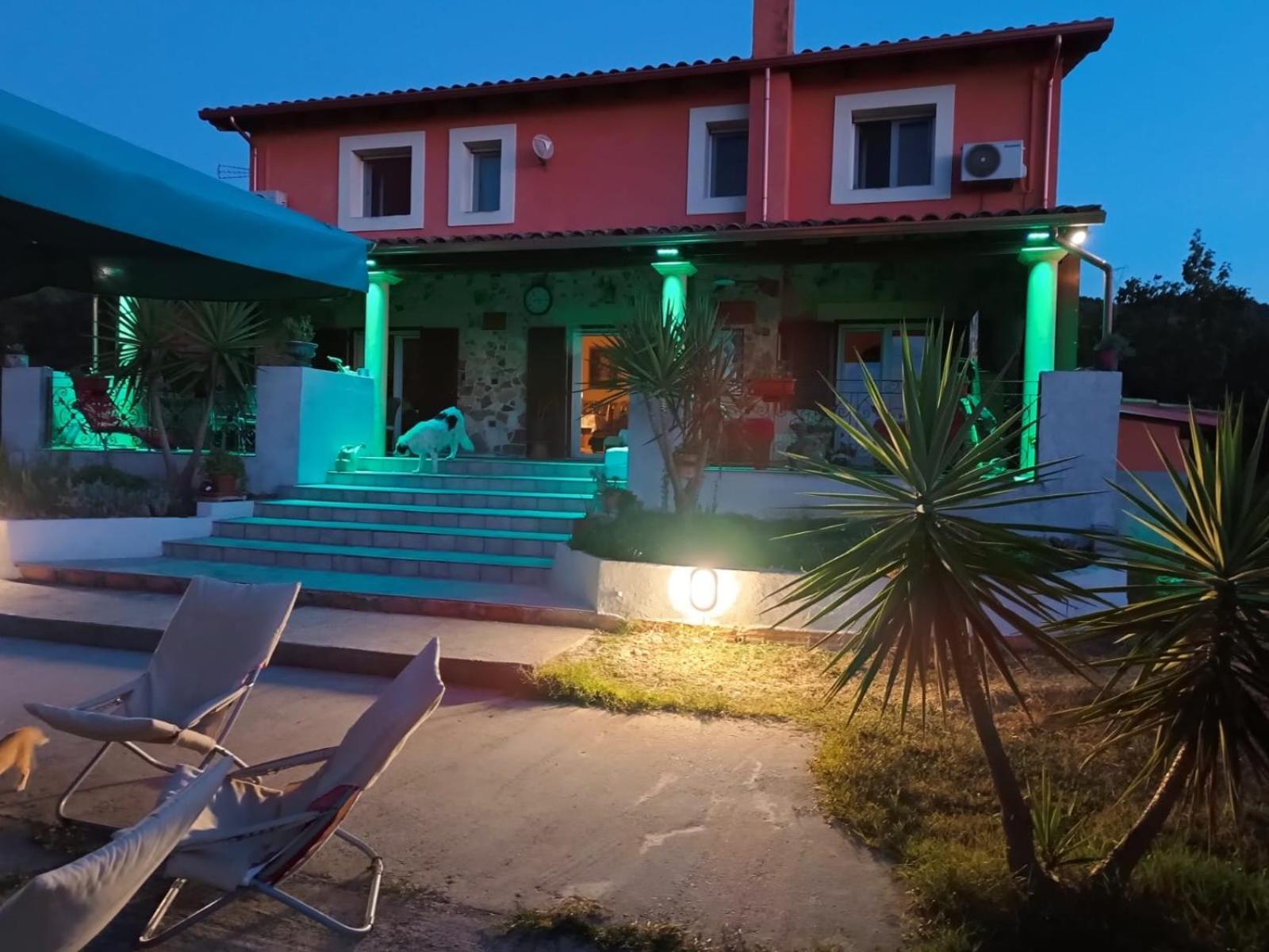 Orange Ville Villamassargia Exterior photo